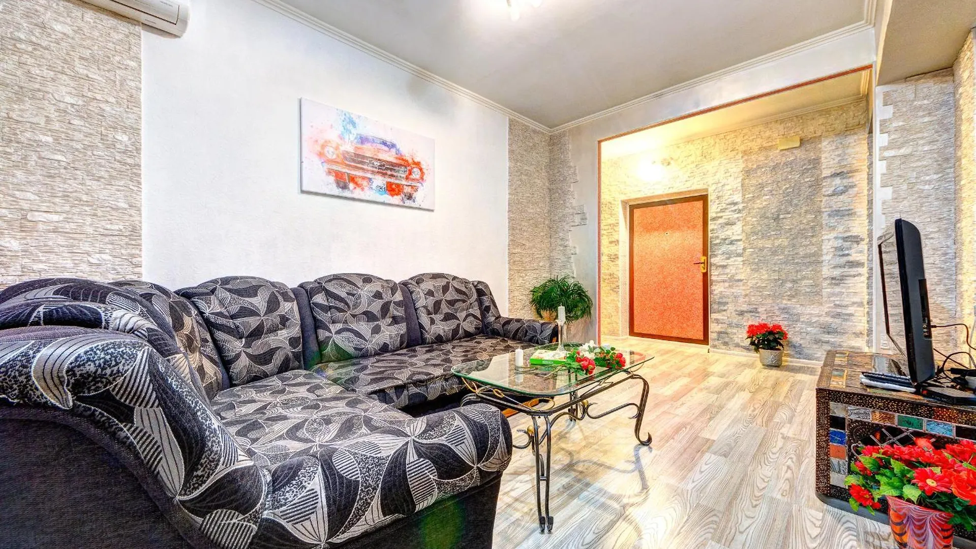 Апартаменти 4-Кімнатні Поруч З Метро Золоті Ворота Kiev Appartement
